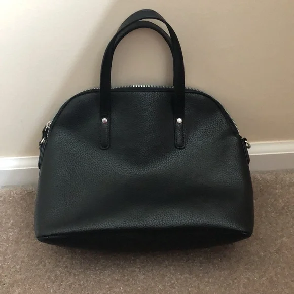 NWOT black scallop bag w/crossbody - Picture 3 of 4